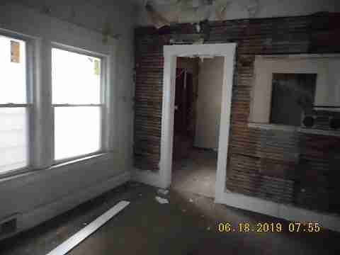 1651 Buena Vista (9)_m.jpg